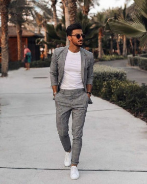 Outfit Instagram grey suit casual, smart casual: 