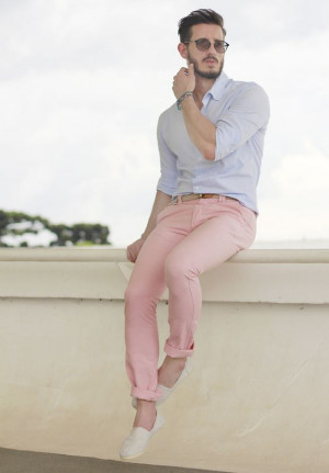 Pink outfit Stylevore with dress shirt: 