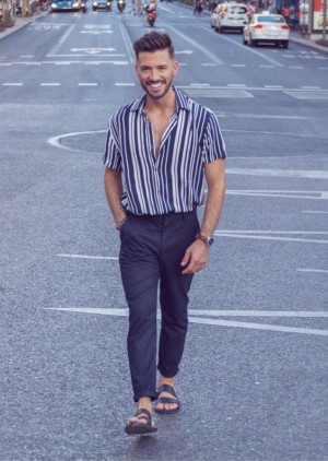 Blue outfit ideas with shirt, jeans, dress shirt: 