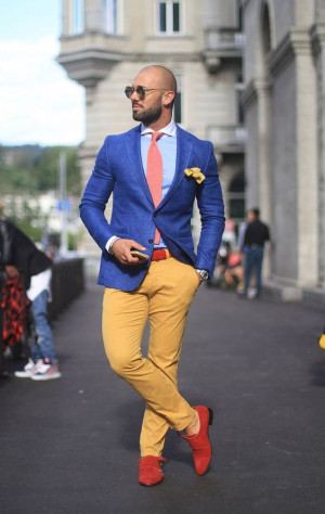 Outfit inspo with jeans, blazer, dress shirt: 