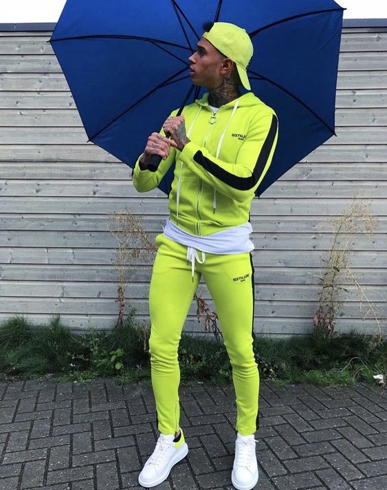 Green Hoody, Neon Outfit Designs With Green Sweat Pant, Conjunto Neon Hombre  | High-visibility clothing