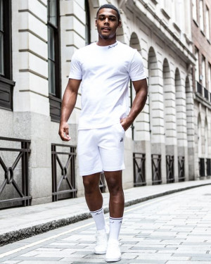 White look inspiration with t-shirt: 