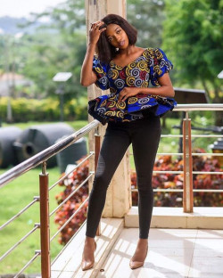 Outfit inspo jeans, ankara peplum styles: 