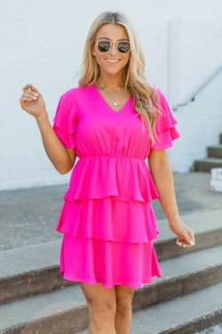 Pink classy outfit with cocktail dress: 