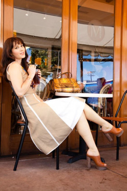 Beautiful in Beige, Mary Elizabeth Winstead is Turning Heads Even When She's Just Sipping Ice Cream: mary elizabeth winstead  