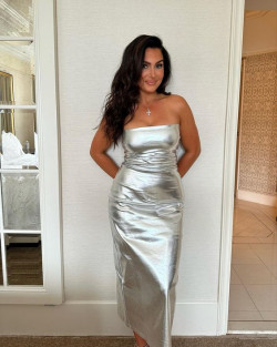 Hot Molly Qerim turns up the heat in stunning throwback pic!: Bridal Party Dress,  Strapless dress,  molly qerim,  First Take  