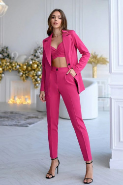 You 'll rock this sizzling hot pink pants and strappy heels!! 🔥🔥🔥: 