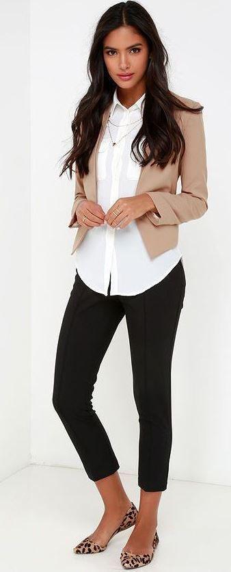 cool This is such a cute outfit with black leggings!...: 