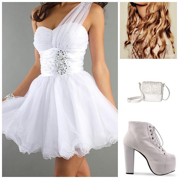 Cute Prom Outfit Ideas: #nofilter #white #hairstyles #curls #curly #heels #amazing #prom #outfit #bag #s...: 
