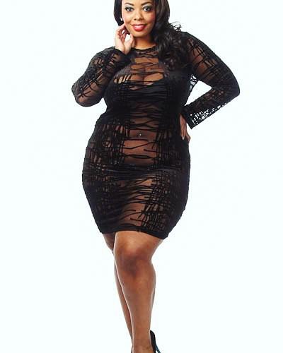 Little black dress, Plus-size model, Plus-size clothing: Plus size outfit  