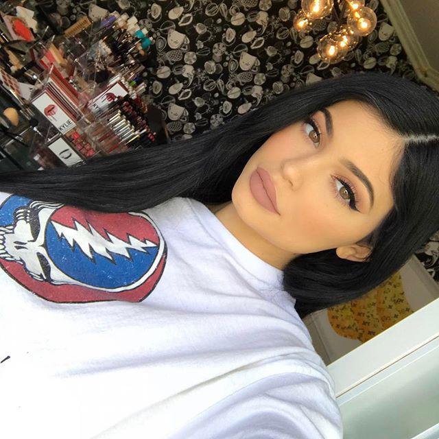 Kylie Jenner Wearing Maliboo Matte Lipkit.