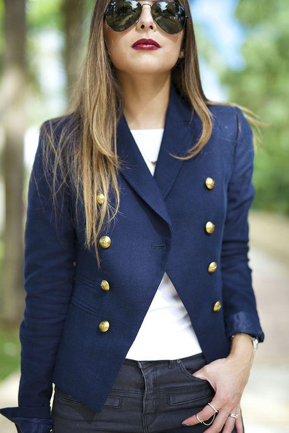 Banana Republic Navy Cutaway Blazer - Pam Hetlinger: The Girl From Panama.: 