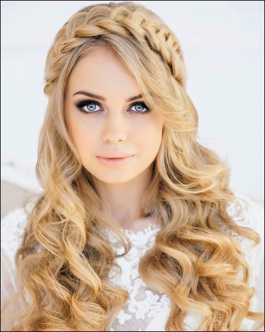 Braided Crown Hair Hippie Hairstyle: 