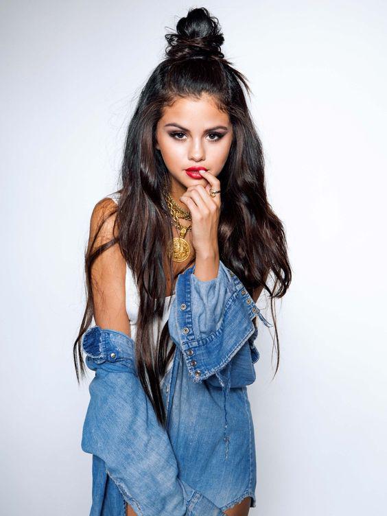 Cute Half Bun Styles For Teen Girls,: Selena Gomez,  Alex Russo,  Hairstyle For Teens  