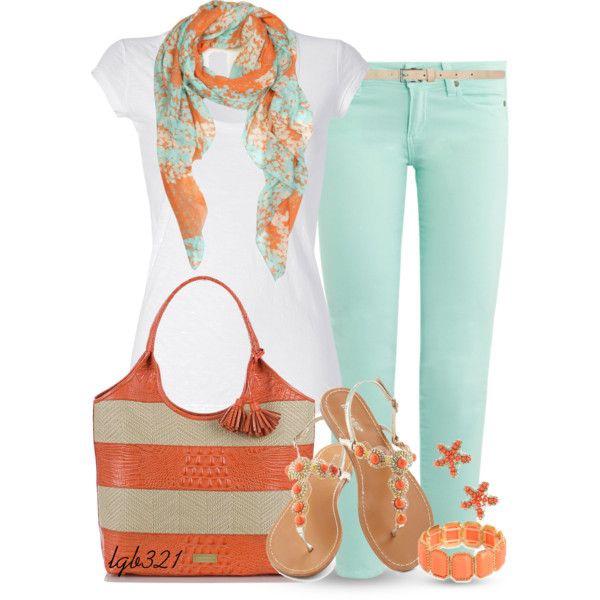 T-shirt, pale turquoise jeans, beige-orange tote bag...: 