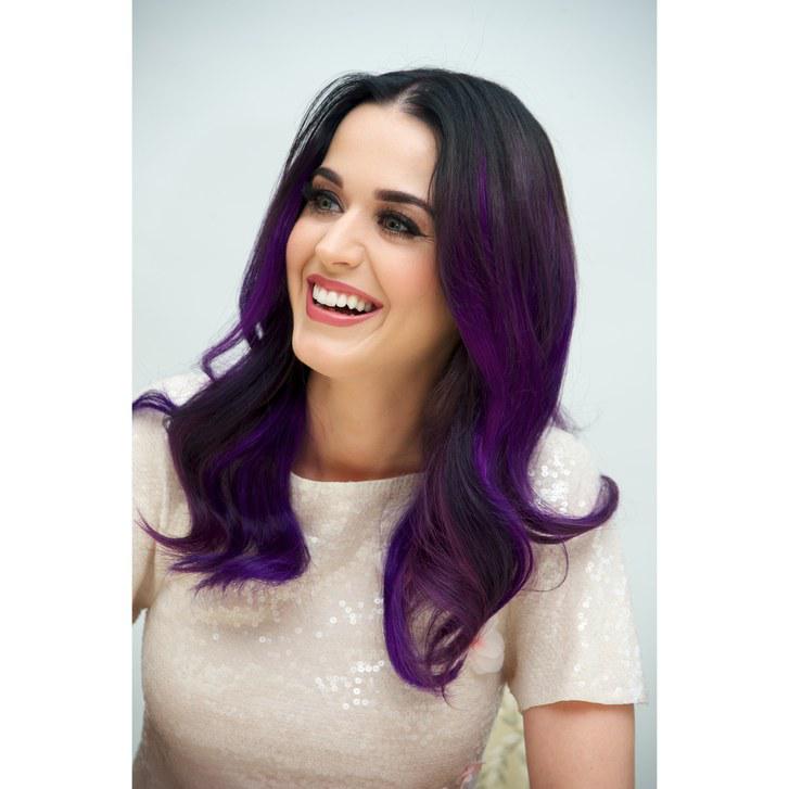 Katy Perry's Cute Purple Hair Color Look | Dark Purple Hair Color Trend In 2022: Purple Hairstyles For Long Hairs  