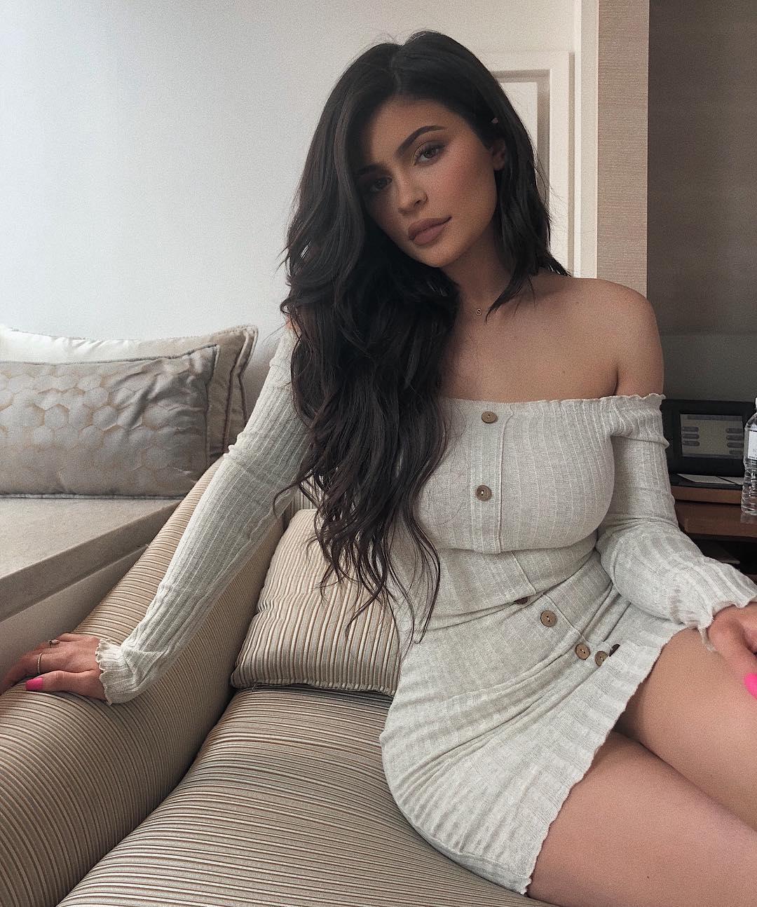 Kylie on Instagram: “left my designer for this..: 