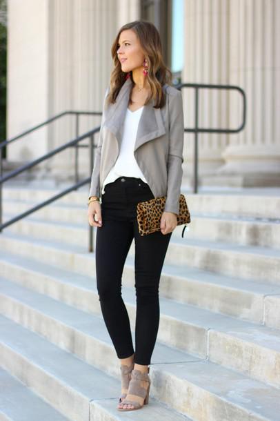 Grey jacket, black jeans, white top & thick heel work outfits!: Lounge jacket  
