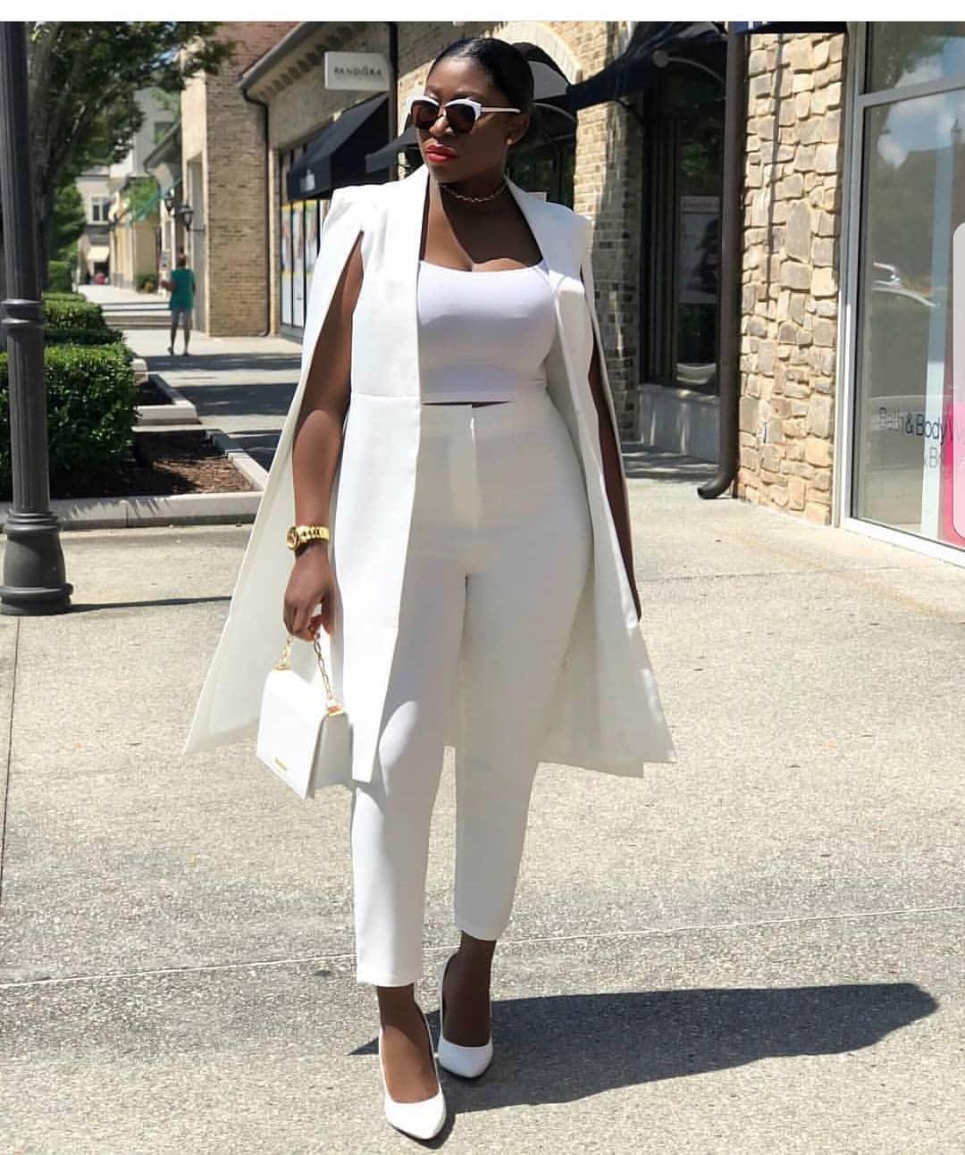 Gorgeous All White Outfits For Black Girls on Stylevore Gorgeous All White Outfits For Black Girls on Stylevore
