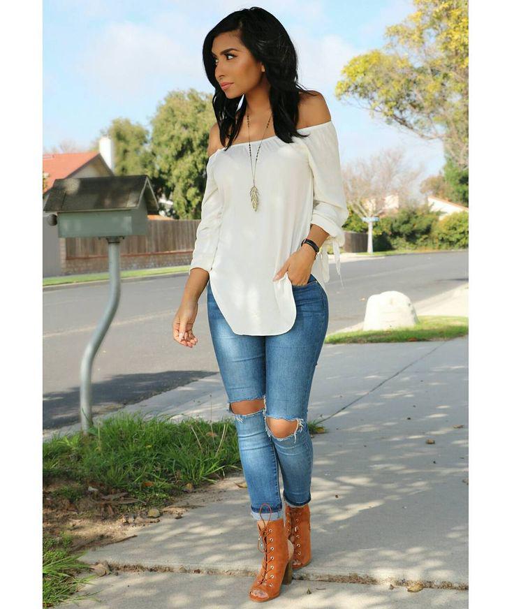 casual tops on jeans