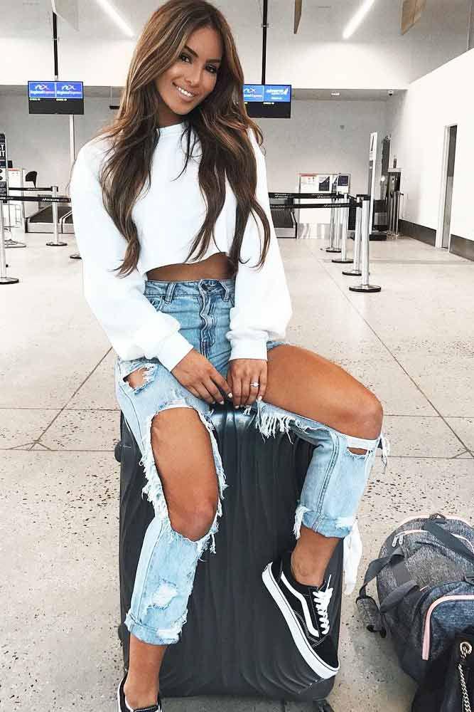 How to Travel in Style Jeans Outfit Ideas - Denim Outfits 2019: Jeans Outfit,  Jeans Outfit Ideas,  Denim Outfits,  Casual Summer Outfit  