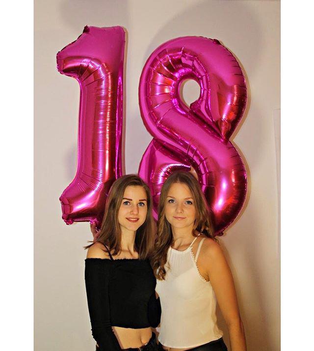 Happy Birthday to you ♥️ @anne_seeb ♡ ♡ ♡ #birthday #18 #sister #siste...: party outfits,  Birthday Photoshoot  