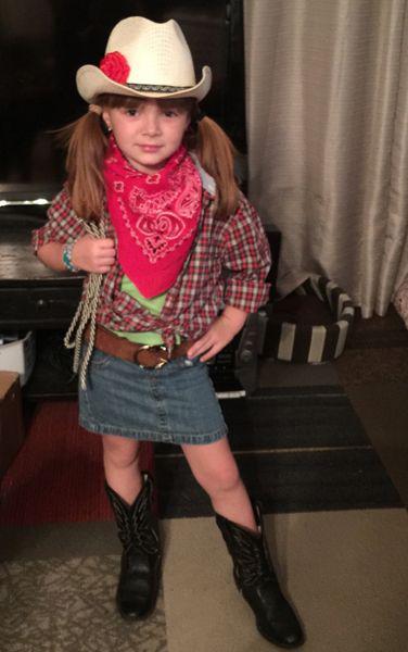 cowgirl outfits for school | cowgirl outfits for girl: Cowgirl Outfits,  Halloween costume,  Cowboy Costume,  Fashion photography,  Cowgirl Costume,  Cowgirl Child,  Kids Cowgirl,  Costume Cowgirl  