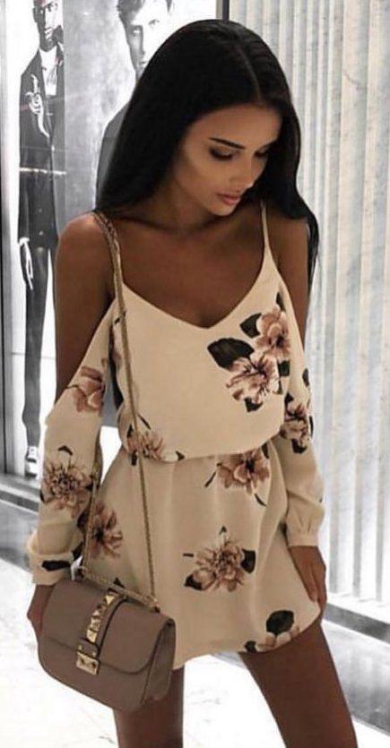 Floral Chiffon Blouse, Spring Outfit Jeans Fashion: Casual Outfits,  Chiffon dresses  