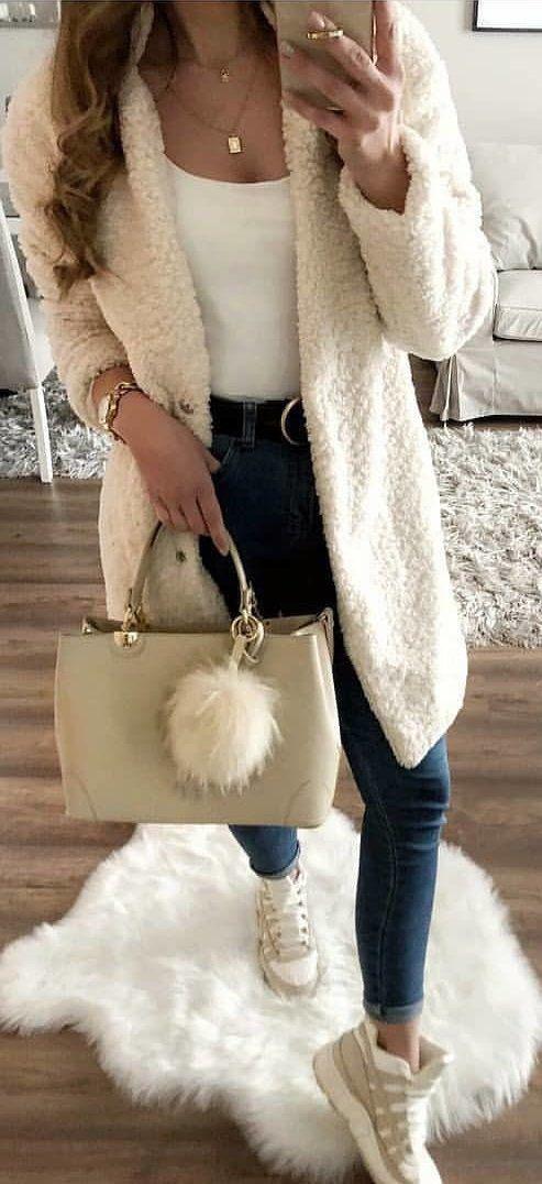 Spring Outfit Fur clothing - clothing, coat, fashion, fur: Casual Outfits,  Furry Coat,  Wool Coat  