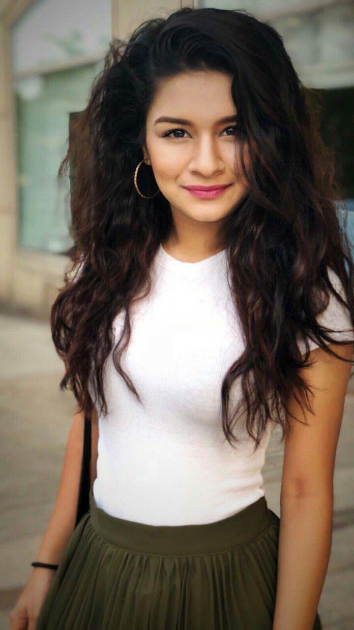 Avneet Kaur HD.: Avneet Kaur,  Siddharth Nigam,  Rohan Mehra  