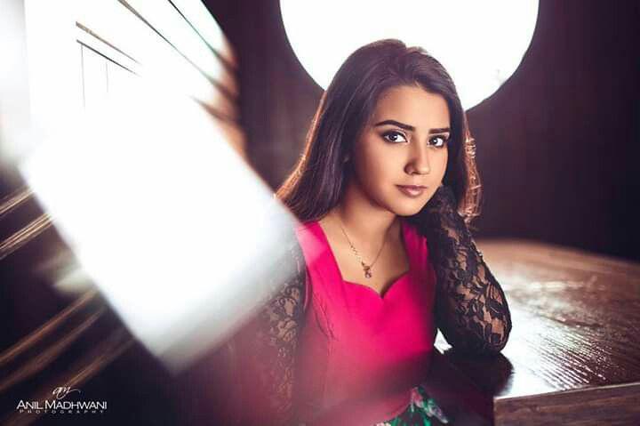 Roshni Walia Photo Shoot On Stylevore 