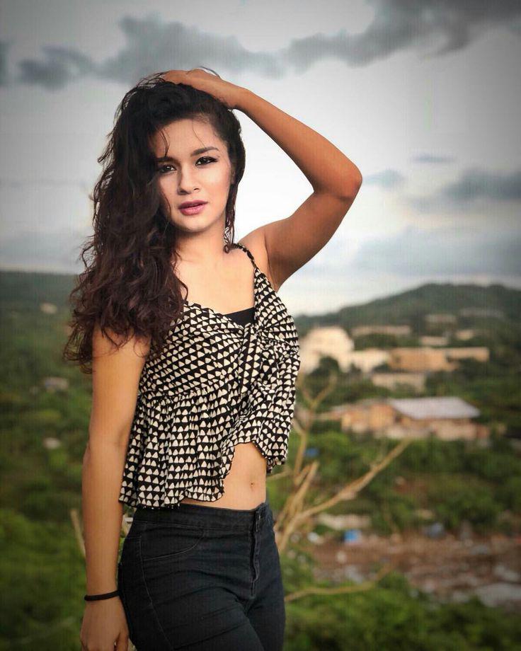 Tere Naal Nachna.: Avneet Kaur  