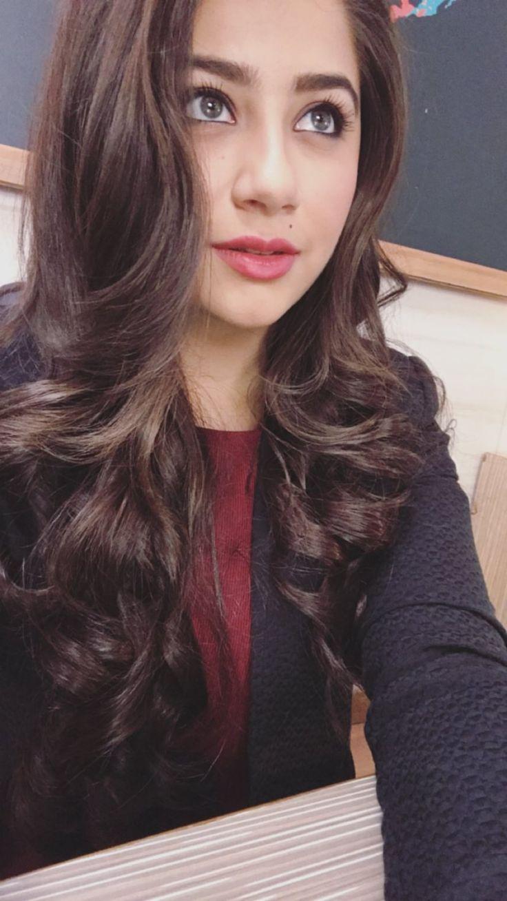 Models choice aditi bhatia, Yeh Hai Mohabbatein: Television show,  Aditi Bhatia,  Divyanka Tripathi,  Aditi Sharma,  Anushka Sharma  