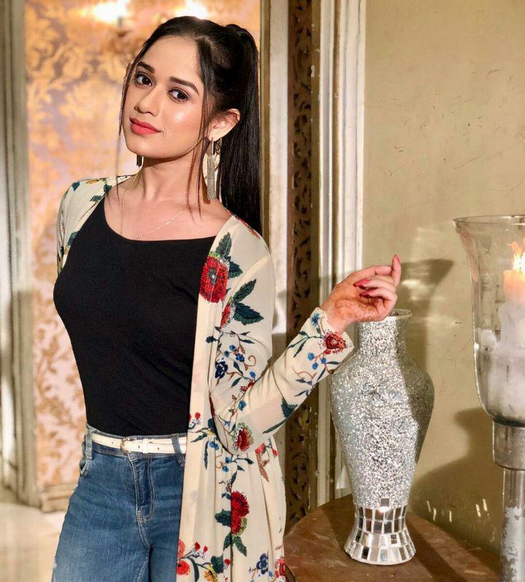 Jannat zubair rahmani instagram: Stock photography,  Television show,  Jannat zubair,  Pankti Sharma,  Avneet Kaur,  Ritvik Arora,  Hot TV Actress  