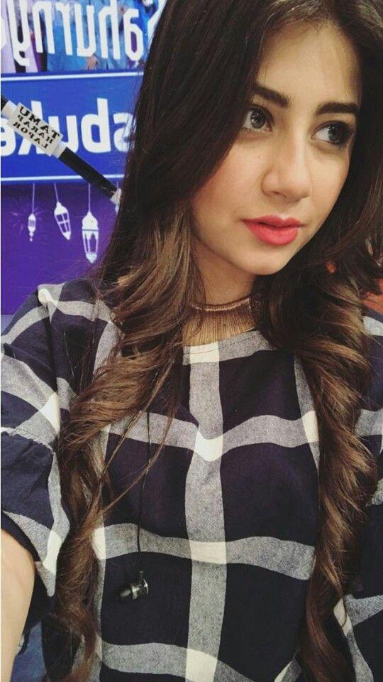 These Stunning Pictures Of Aditi Bhatia Will Leave You With Hair Goals