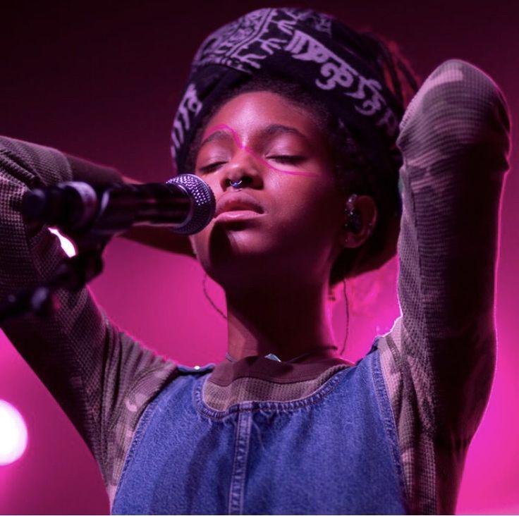 Willow Smith Make-up artist: Getty Images,  Willow Smith,  Make-Up Artist,  Eris Baker Instagram,  Eris Baker Pics  