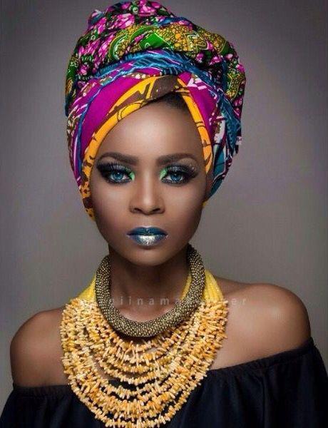 Black Girls Helen Asante, Head tie: 