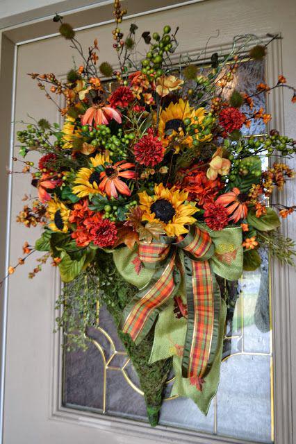 Floral design,  Artificial flower: Christmas Day,  Flower Bouquet,  Floral design,  Artificial flower  