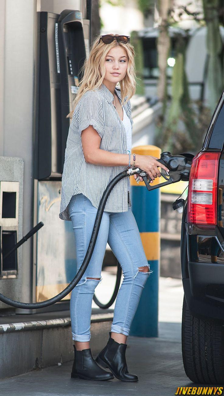 2014 Radio Disney Music Awards. ((RP! She moved away so this is in Florida)) *She was putting gas in her car whe...: Denim Outfits,  Ripped Jeans,  Kendall Jenner,  Olivia Holt,  Ashley Tisdale  