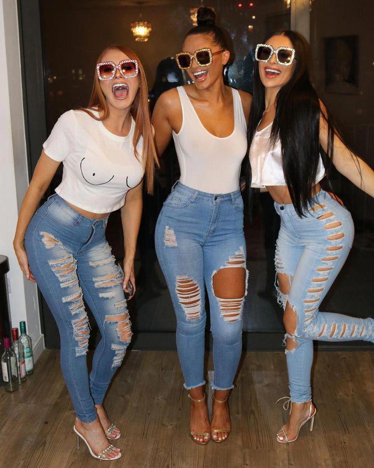 The matching outfit and glasses was not planned! In fucking sync! ✨Happy New Y...: Denim Outfits,  Ripped Jeans,  Internet meme  