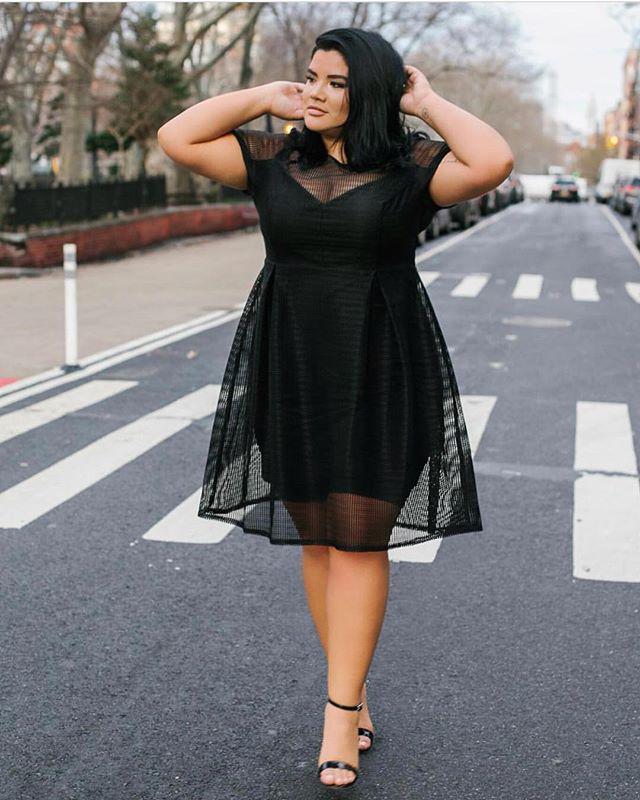 Little Black Dress For Curvy Women On Stylevore 