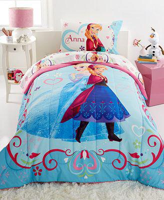 Jay Franco, Disney Comforter - quilt, pillow, bed, comforter: Bedding For Kids,  Toddler Bedding,  Twin Comforter,  Bed Sheets  