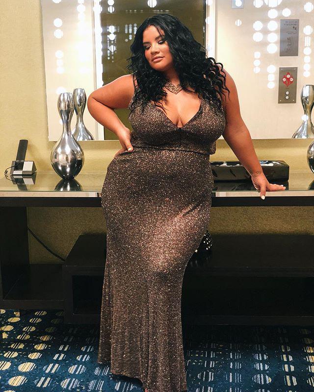 Party Dress Plus-Size Girls: Cocktail Party Outfits,  Plus-Size Model  