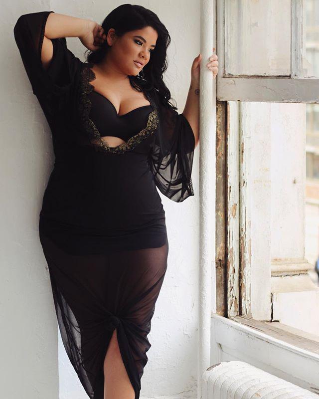 Fashion Nova Plus Size Model Frankie Tavares On Stylevore - new fashion nova models