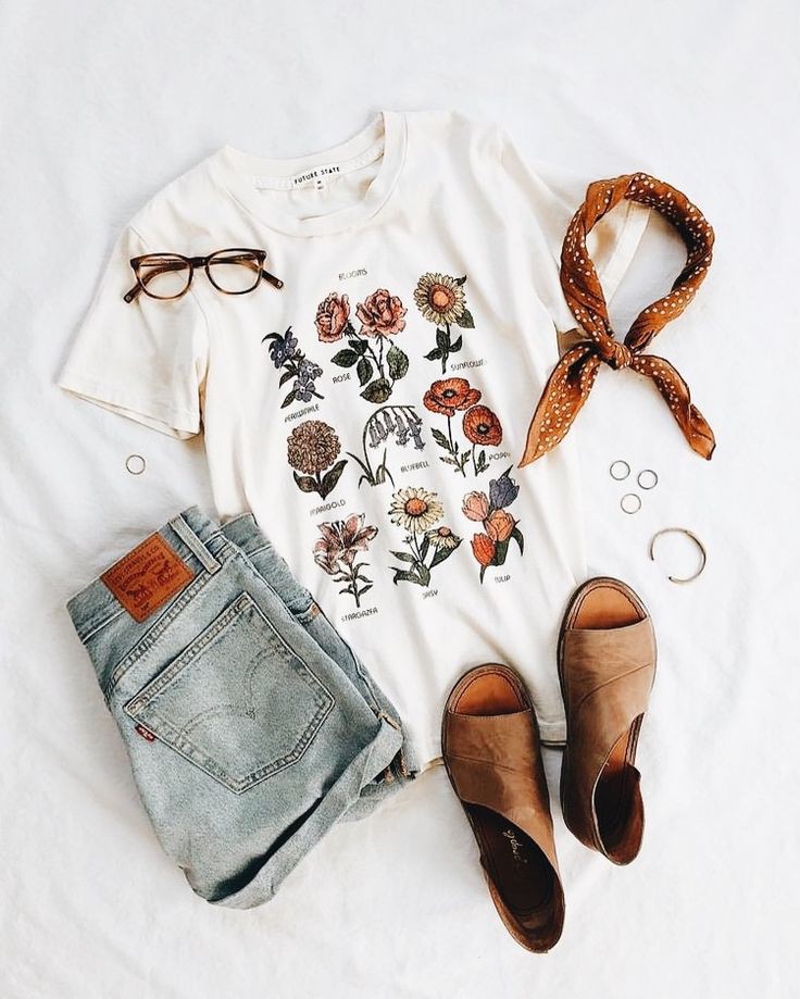 Urban outfitters future state flower chart tee: Tumblr Outfits,  Urban Outfitters  