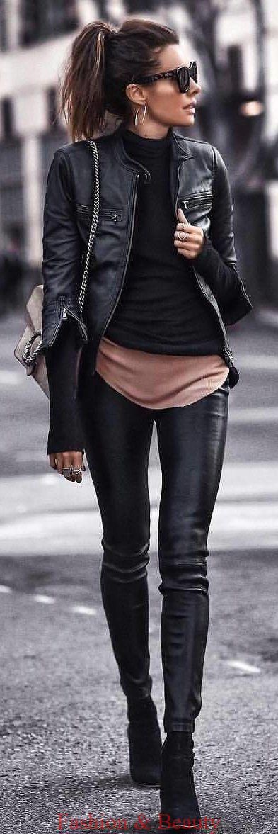 Black outfits women: Casual Winter Outfit,  winter outfits,  Leather jacket  