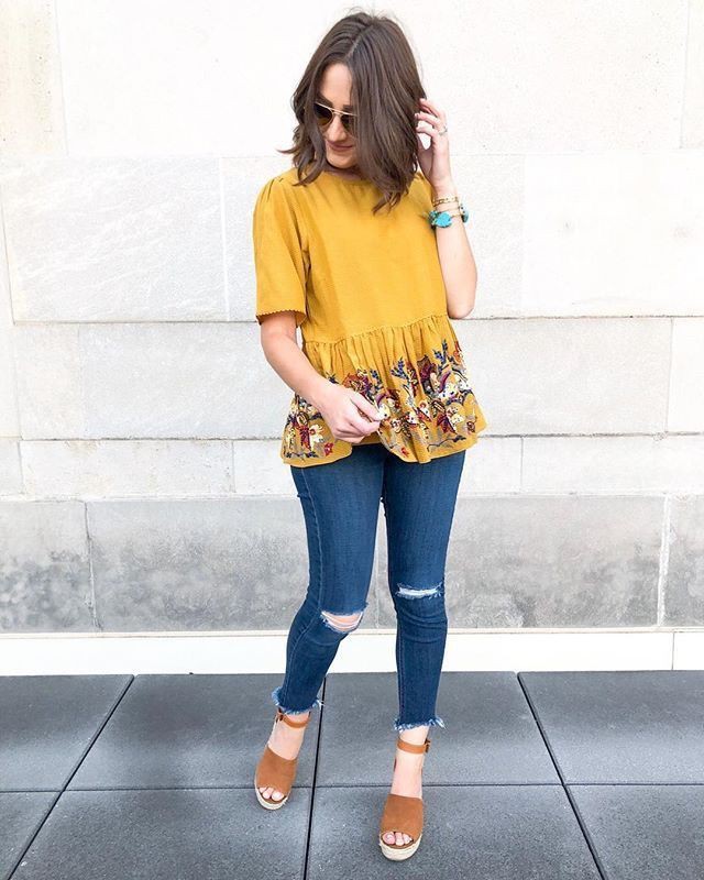 Yellow Top Outfits With Ripped Blue Jeans For Women on Stylevore