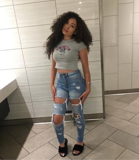 School days just got more fun with ripped denim and a grey tee!: black girl outfit,  Jeans Tomboy,  New Look  