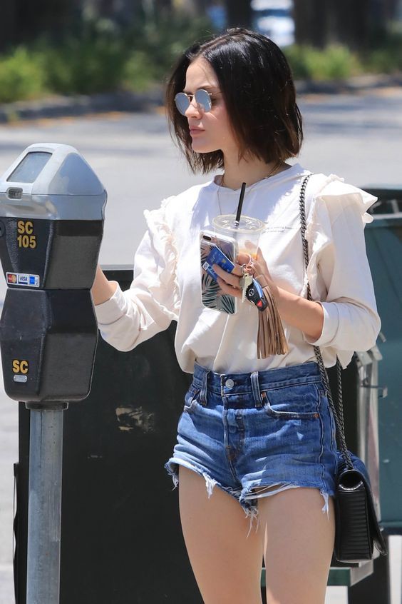 Lucy Hale, Bob cut: Bob cut,  Lucy Hale,  Troian Bellisario  