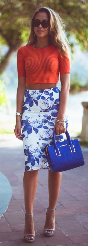 White and blue floral pencil skirt: Crop top,  Pencil skirt,  Floral Skirt,  Crop Top Outfits,  Floral Outfits  